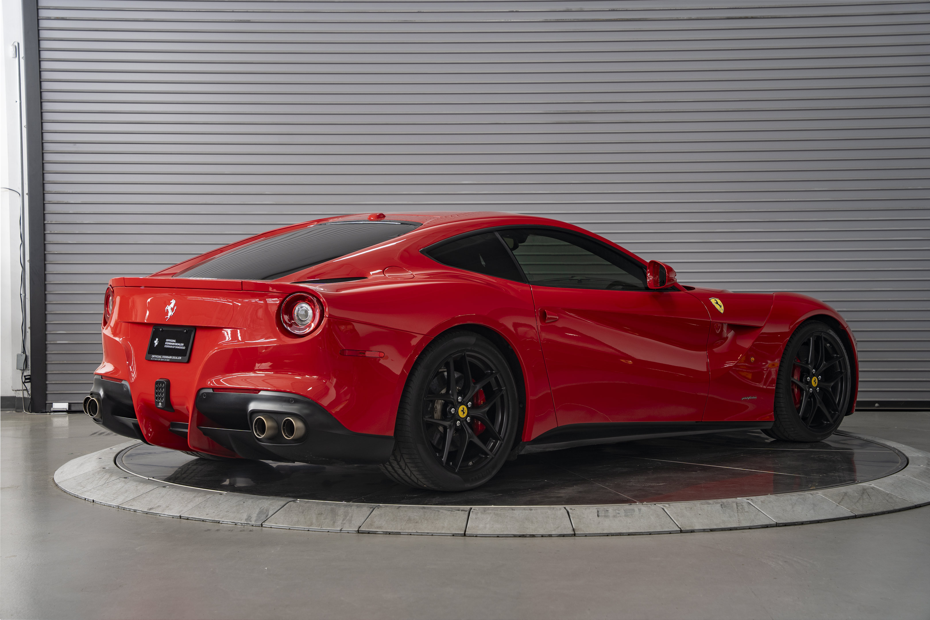 Certified 2015 Ferrari F12 Berlinetta RWD image 5