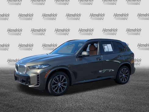 Certified 2024 BMW X5 xDrive40i w/ M Sport Package image 5