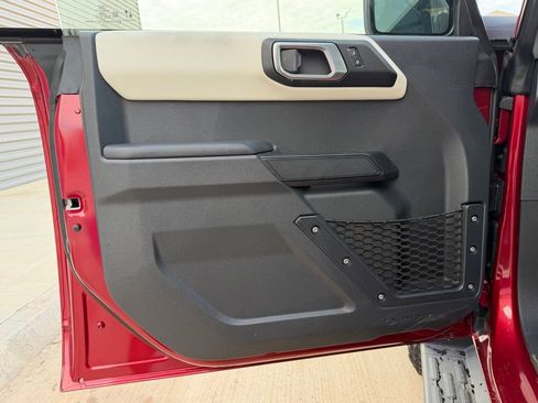 New 2026 Ford Bronco Outer Banks w/ Sasquatch Package AWD/4WD image 17