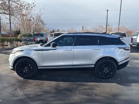 Used 2023 Land Rover Range Rover Velar R-Dynamic S image 5