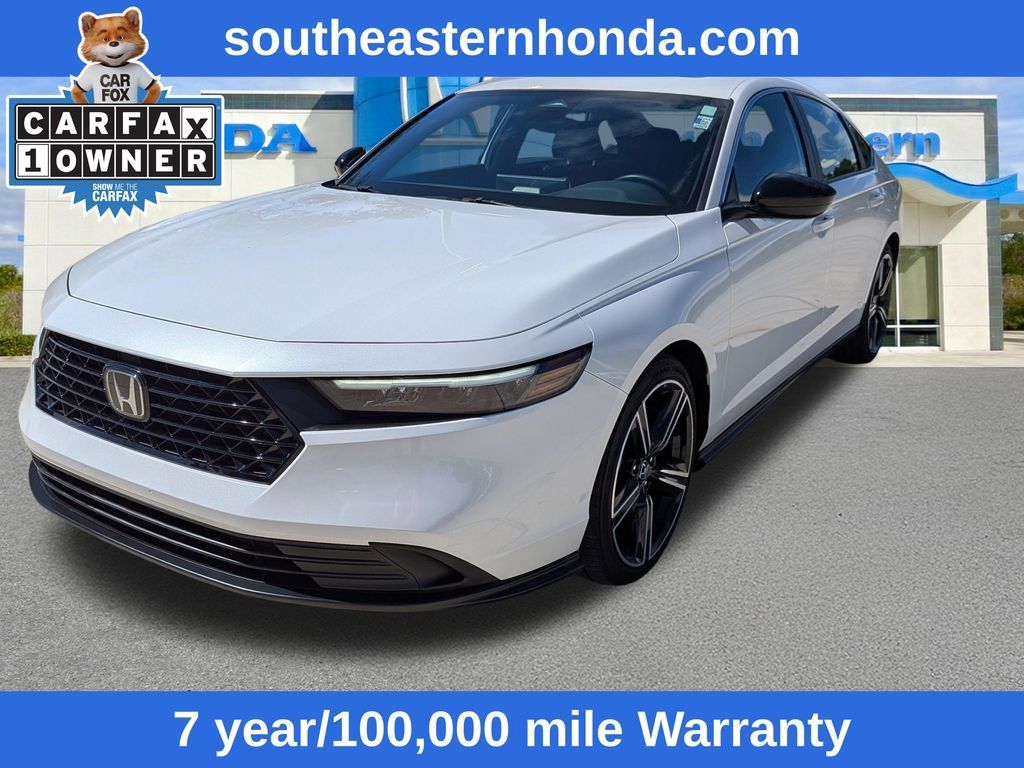 Used 2024 Honda Accord Sport image 7