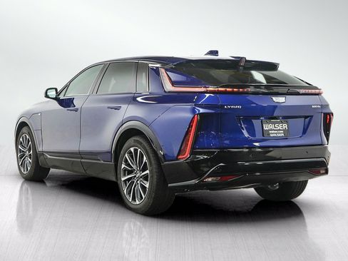 Used 2024 Cadillac Lyriq Sport w/ LPO, Floor Liner Package AWD/4WD image 3