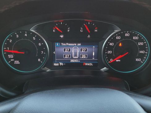 Used 2024 Chevrolet Equinox RS image 35