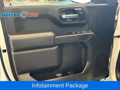 Used 2021 Chevrolet Silverado 1500 Custom AWD/4WD image 16