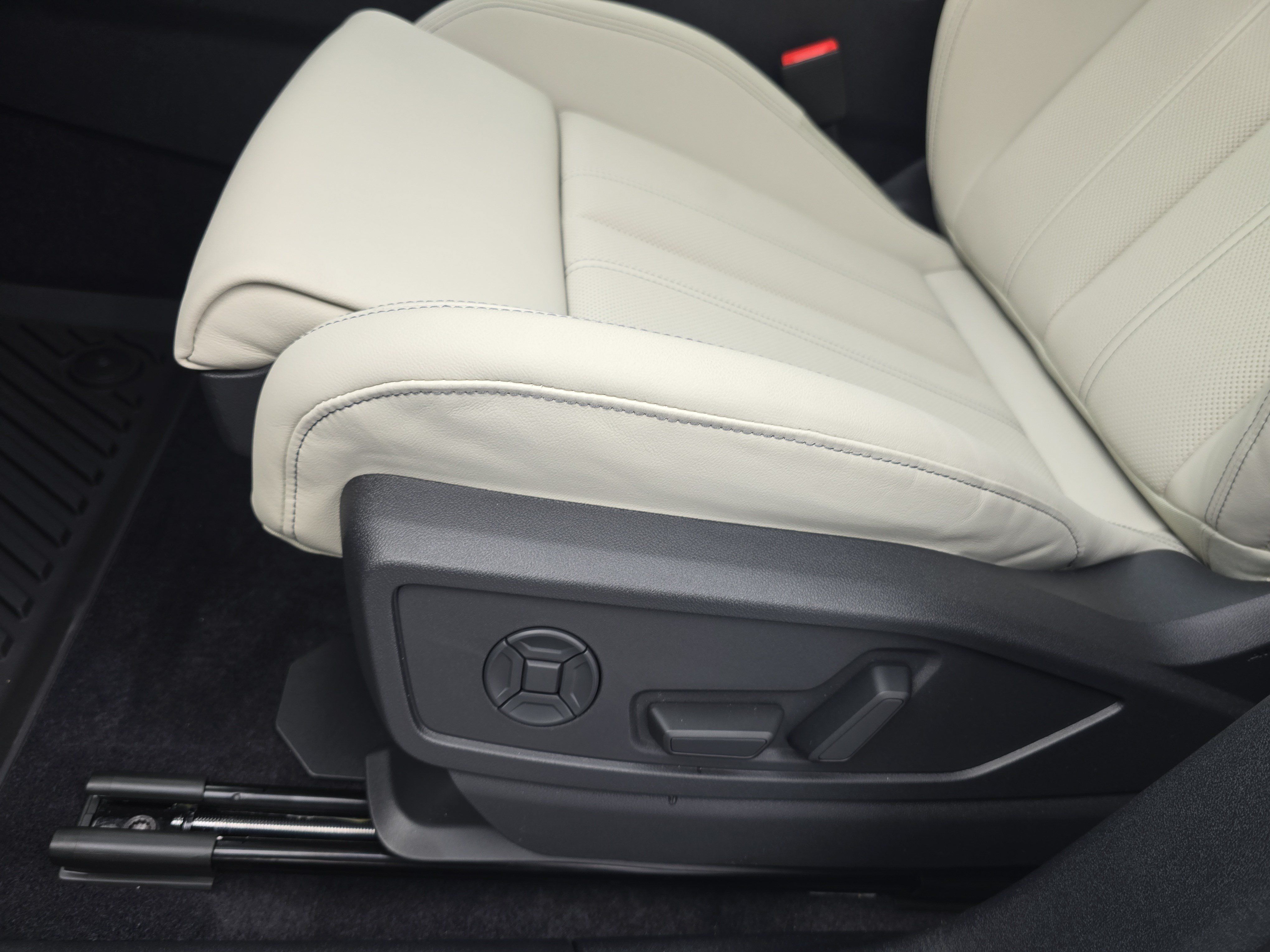 New 2026 Audi Q5 Premium Plus AWD/4WD image 27