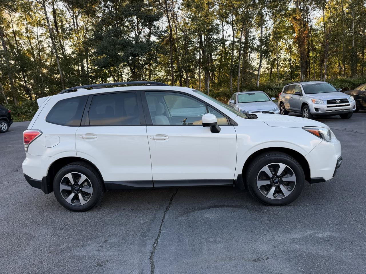 Used 2018 Subaru Forester 2.5i Premium w/ Protection Package #1 AWD/4WD image 7