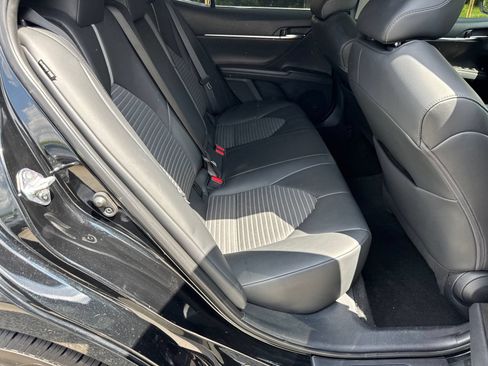 Used 2023 Toyota Camry SE w/ Convenience Package FWD image 15