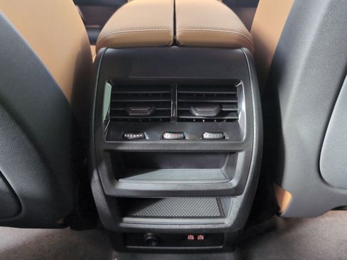 Used 2026 BMW X5 sDrive40i w/ Premium Package image 29