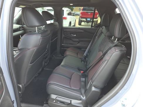 New 2026 Honda Pilot Black Edition image 8