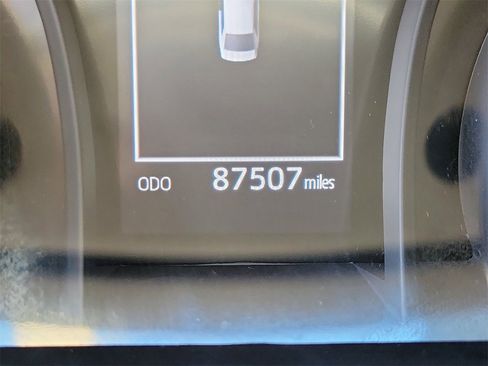 Used 2023 Toyota Camry SE image 22