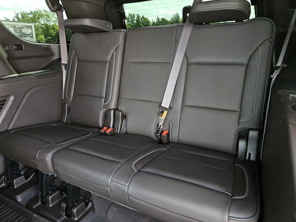 Used 2021 GMC Yukon Denali w/ Denali Premium Package AWD/4WD image 34