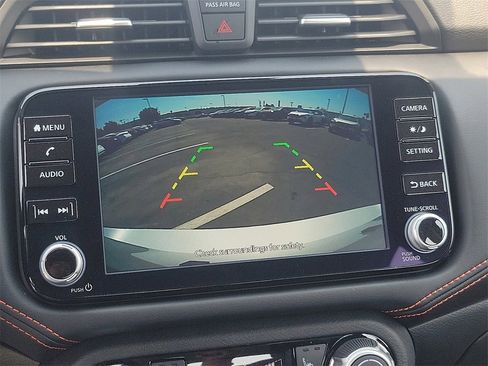 New 2025 Nissan Versa SR w/ Trunk Package image 9