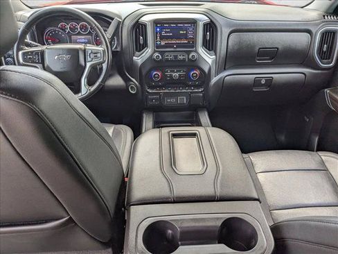 Used 2021 Chevrolet Silverado 1500 LT Trail Boss w/ Convenience Package II AWD/4WD image 18