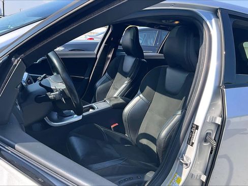 Used 2016 Volvo V60 T6 Polestar image 8