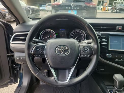 Used 2018 Toyota Camry L image 23