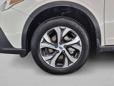 Used 2020 Subaru Outback Limited w/ Popular Package #2 AWD/4WD image 27