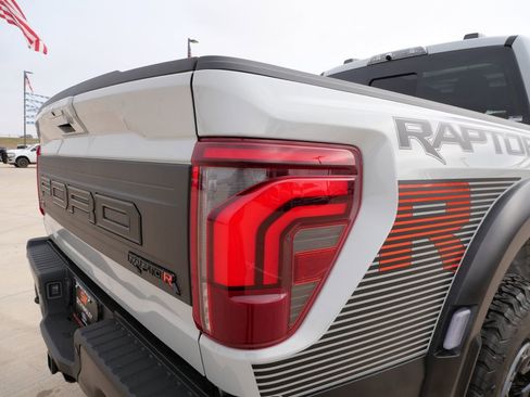 Used 2026 Ford F150 Raptor w/ Equipment Group 803A Raptor R AWD/4WD image 10