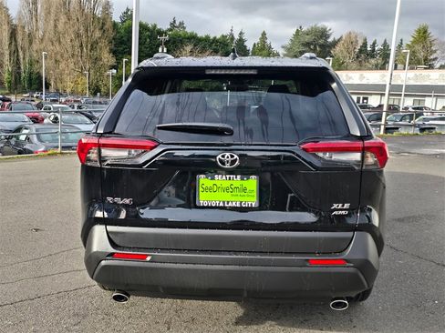 New 2025 Toyota RAV4 XLE image 6