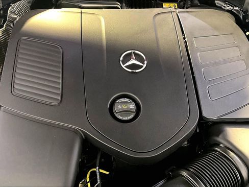 New 2026 Mercedes-Benz GLC 300 4MATIC image 15