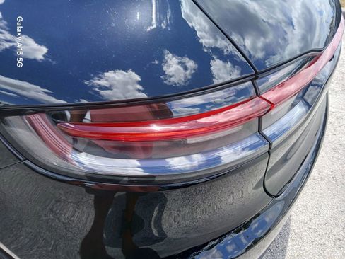 Used 2021 Porsche Macan S AWD/4WD image 13