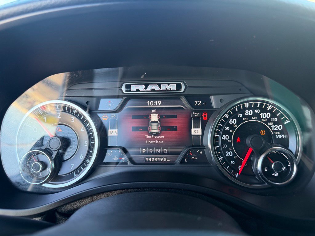Used 2019 RAM 1500 Laramie w/ Sport Appearance Package AWD/4WD image 28