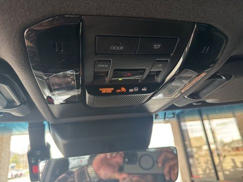 Used 2025 Toyota Land Cruiser image 16