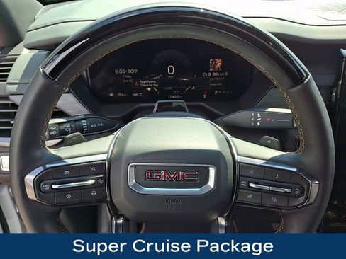 Used 2025 GMC Acadia AT4 w/ Super Cruise Package AWD/4WD image 4