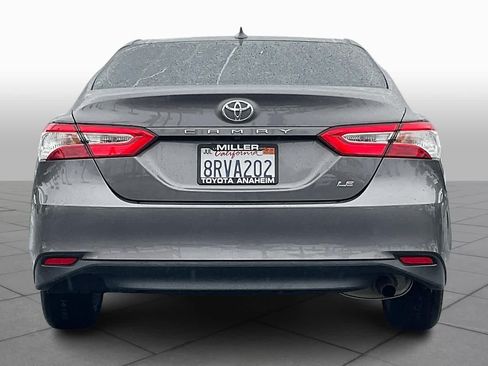 Used 2020 Toyota Camry LE FWD image 4