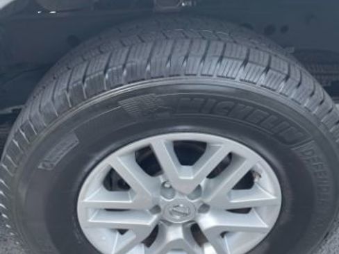 Used 2019 Nissan Frontier SL image 23