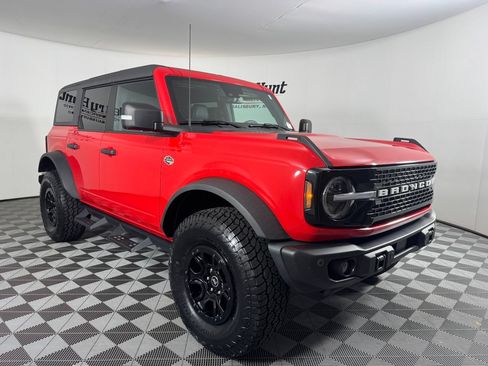 Used 2023 Ford Bronco Wildtrak AWD/4WD image 5