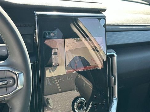 New 2025 GMC Acadia Elevation image 14