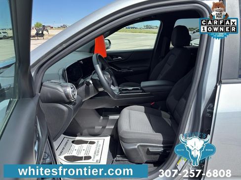Used 2025 Chevrolet Equinox LT AWD/4WD image 16