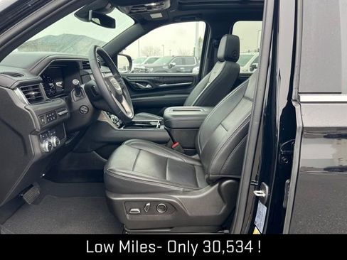 Certified 2024 GMC Yukon XL Denali image 9