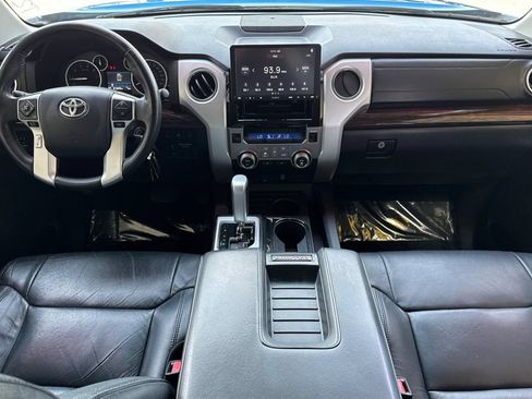 Used 2017 Toyota Tundra Limited w/ Limited Premium Package RWD image 17