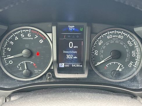Used 2023 Toyota Tacoma TRD Off-Road w/ Technology Package AWD/4WD image 26