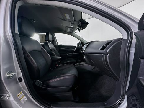 Used 2024 Mitsubishi Outlander Sport AWD image 31