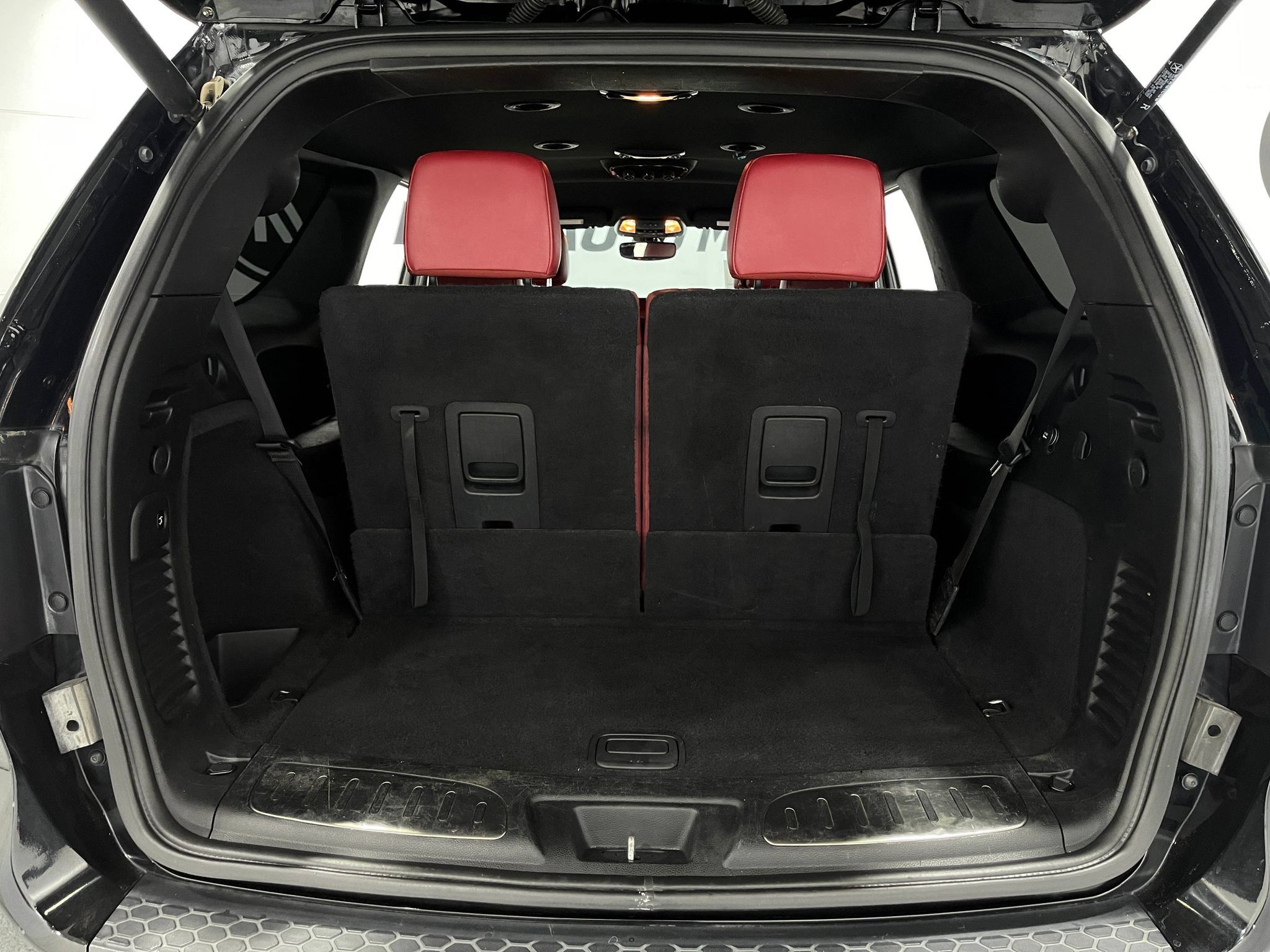 Used 2020 Dodge Durango R/T w/ Blacktop Package AWD/4WD image 25