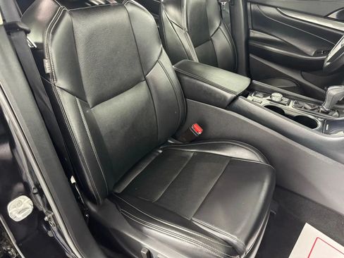 Used 2023 Nissan Maxima SV w/ Floor Mat Group FWD image 34