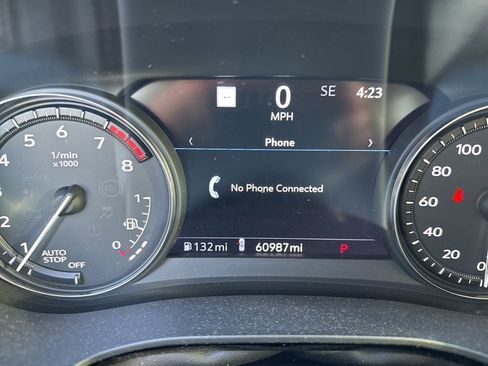 Used 2022 Cadillac XT6 Premium Luxury w/ Technology Package image 6