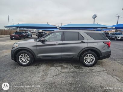 New 2026 Ford Explorer Active w/ Active Comfort Package