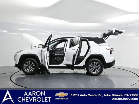 New 2026 Chevrolet Equinox LT w/ Safety and Technology Package AWD/4WD image 34