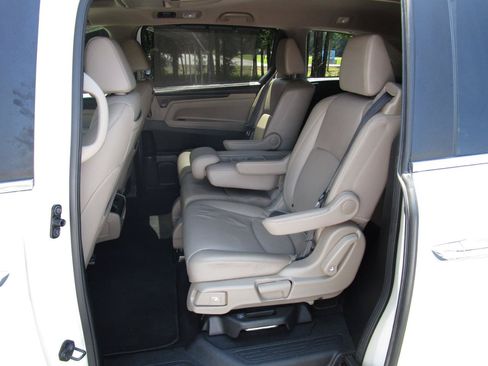 Used 2018 Honda Odyssey EX-L image 23