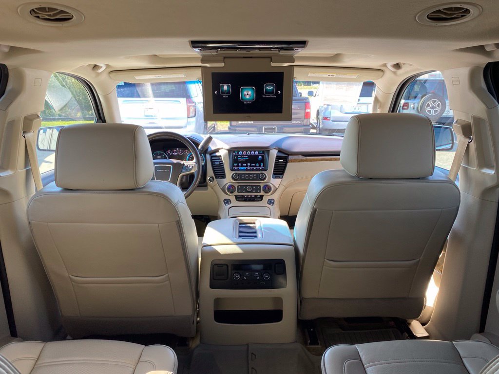 Used 2017 GMC Yukon Denali w/ Open Road Package RWD image 22