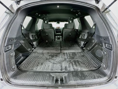 Certified 2025 Honda Pilot Sport image 33
