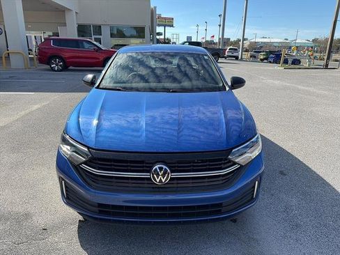 Certified 2024 Volkswagen Jetta Sport image 2