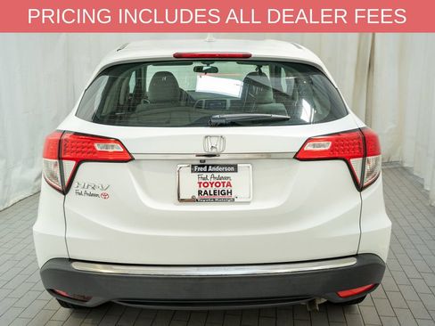 Used 2020 Honda HR-V LX image 4