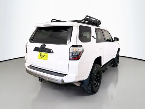 Used 2020 Toyota 4Runner TRD Off-Road Premium w/ Moonroof Package AWD/4WD image 6
