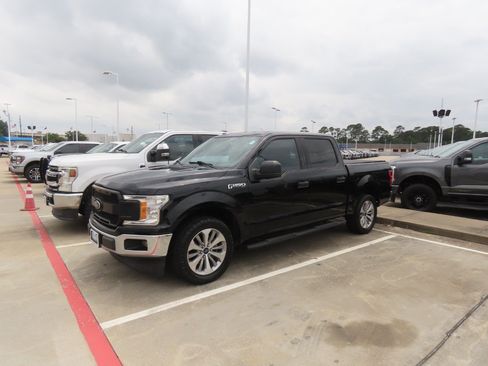 Used 2018 Ford F150 XLT RWD image 2