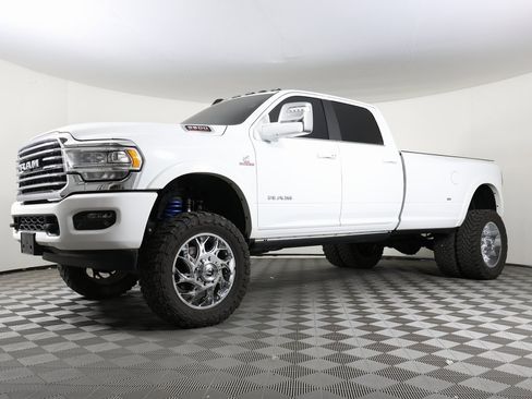 Used 2024 RAM 3500 Limited w/ Towing Technology Group image 1