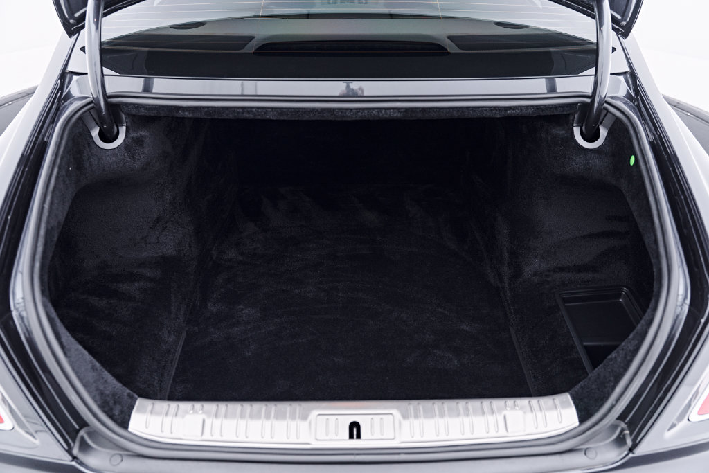 Used 2016 Rolls-Royce Ghost RWD image 24